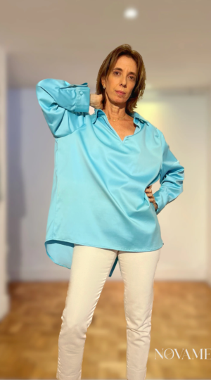 Camisa solta prega