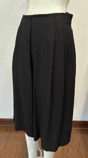 Saia calça pregas